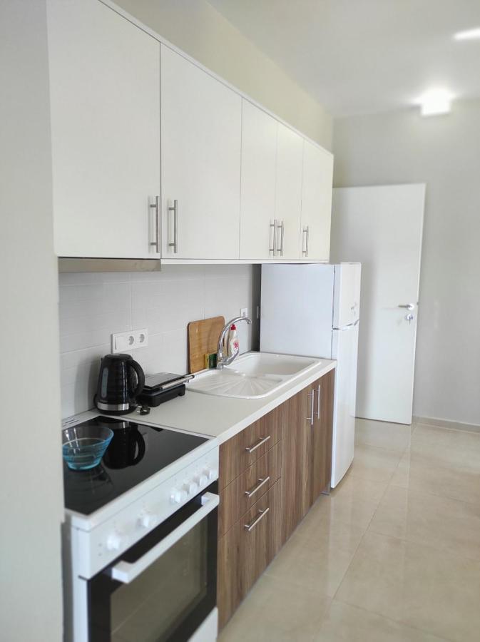 Sifis Place Apartment Lentas Ngoại thất bức ảnh