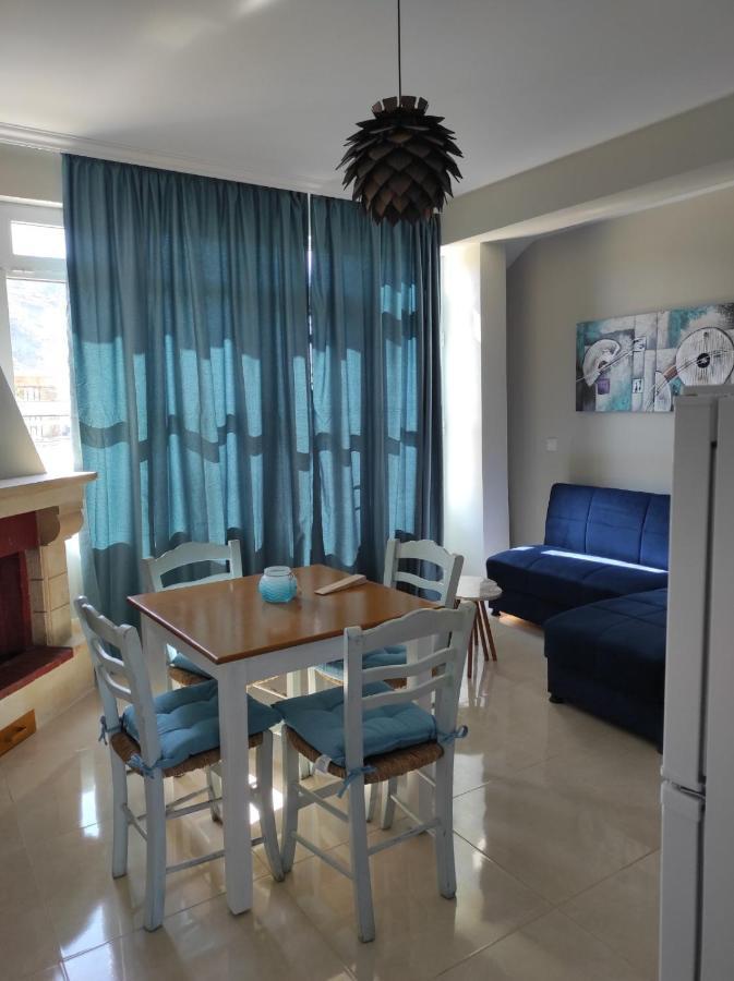 Sifis Place Apartment Lentas Ngoại thất bức ảnh