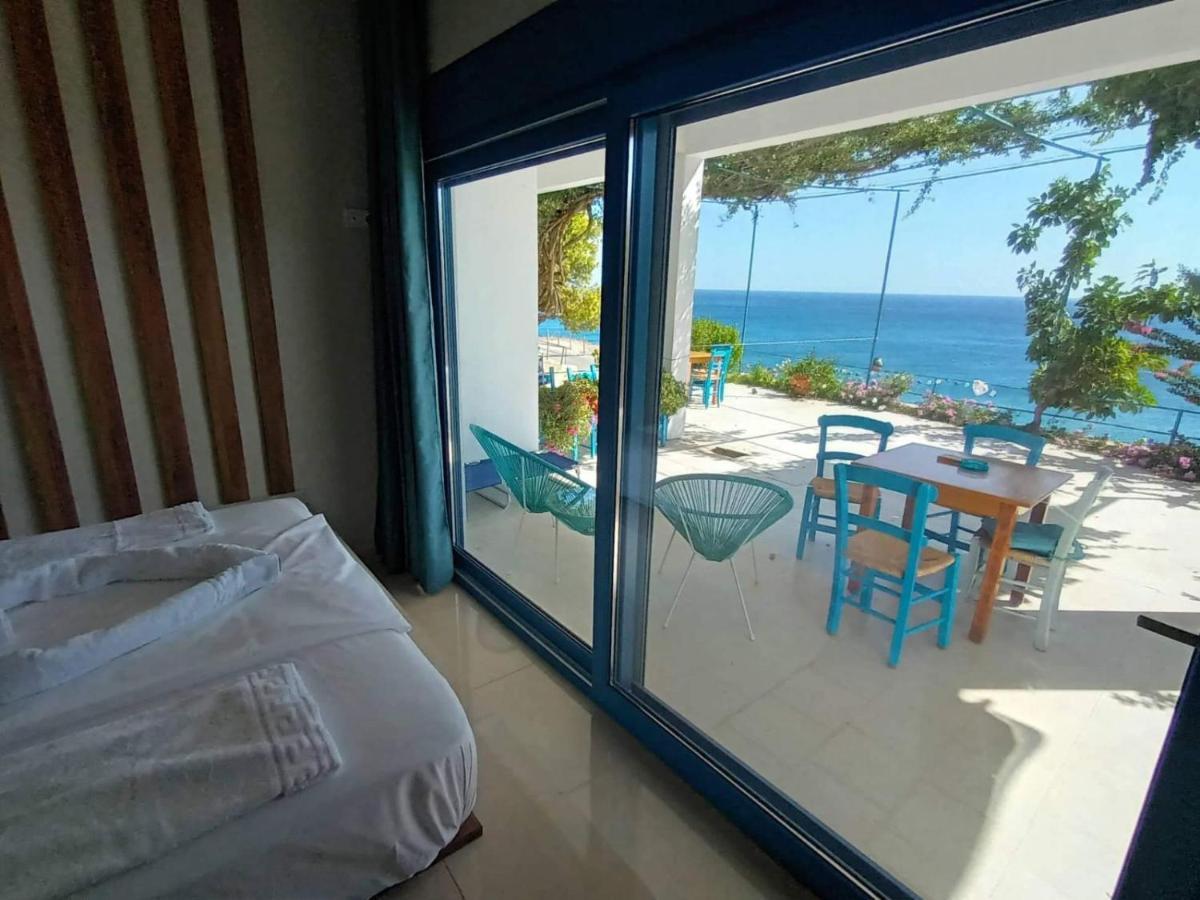 Sifis Place Apartment Lentas Ngoại thất bức ảnh